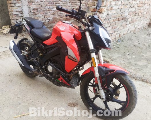 Benelli 165s
